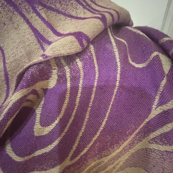 100 percent Cashmere pre loved gorgeous skarf- luxury style - Picture 12 of 15